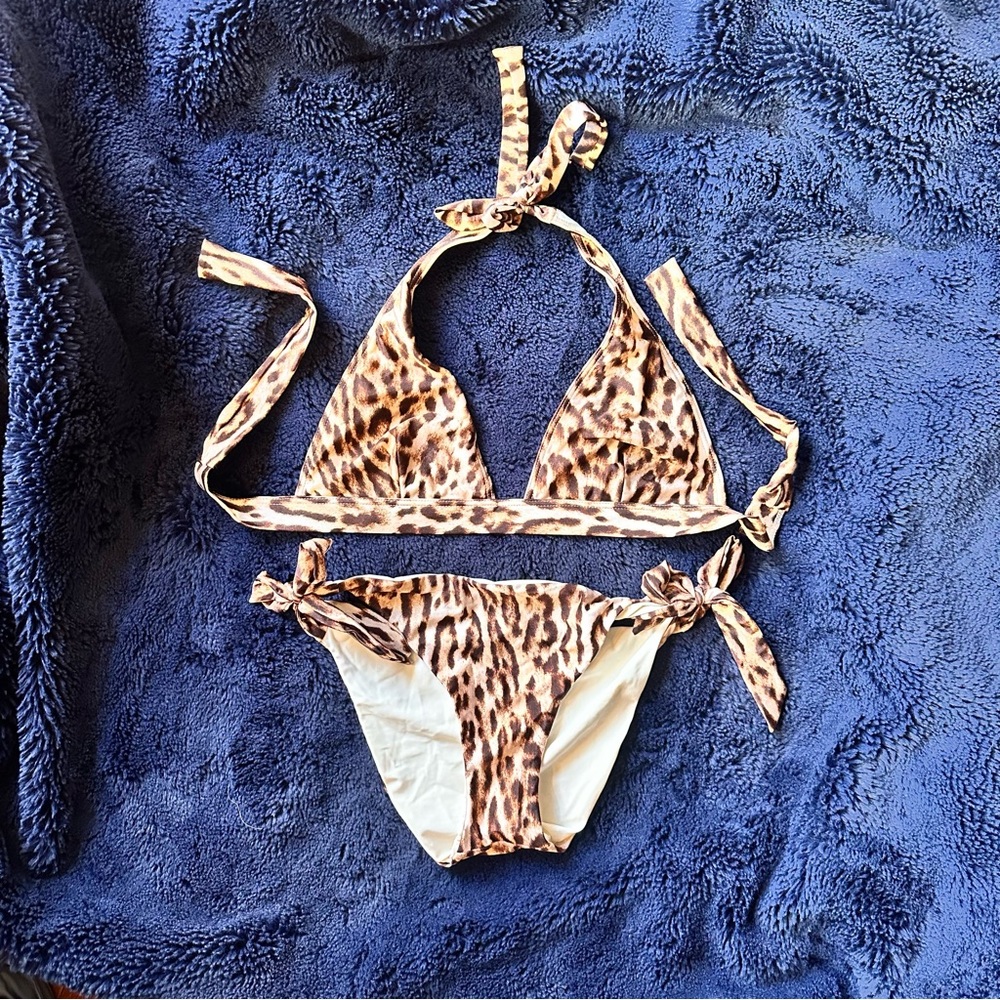 Monday Swimwear Leopard Bikini Set